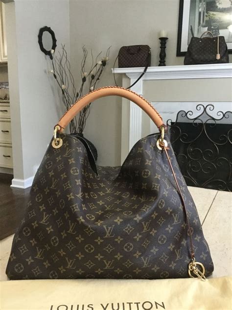 louis vuitton bag to buy|louis vuitton discontinued shoulder bag.